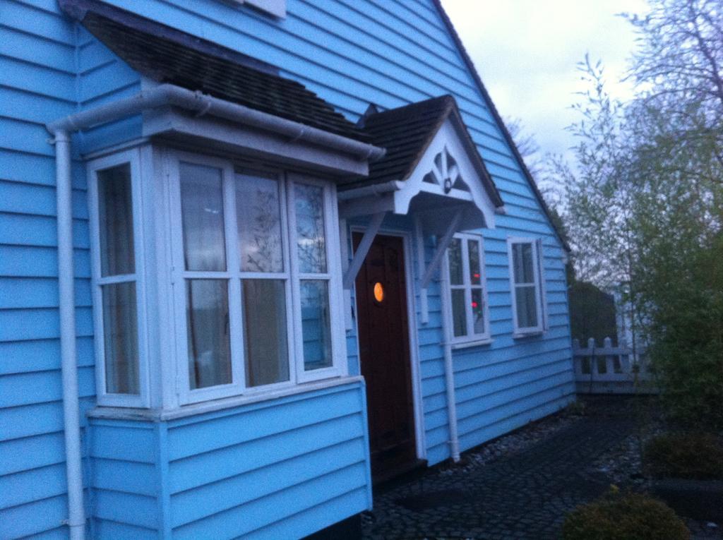 The Greyhound Cottage Чіґвелл Екстер'єр фото